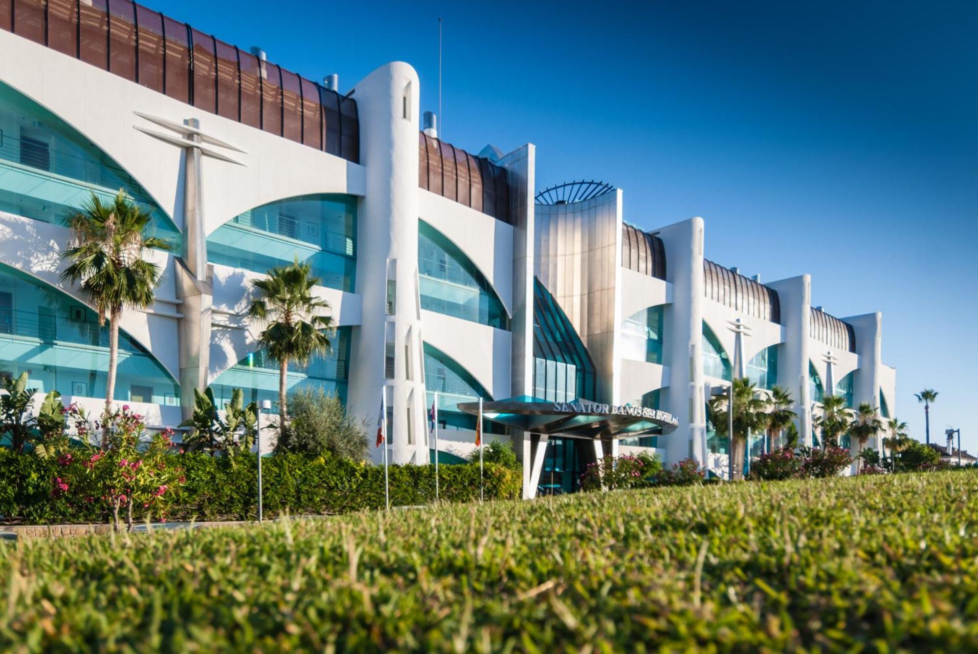 Senator Banus Spa Hotel Estepona Esterno foto The hotel's exterior