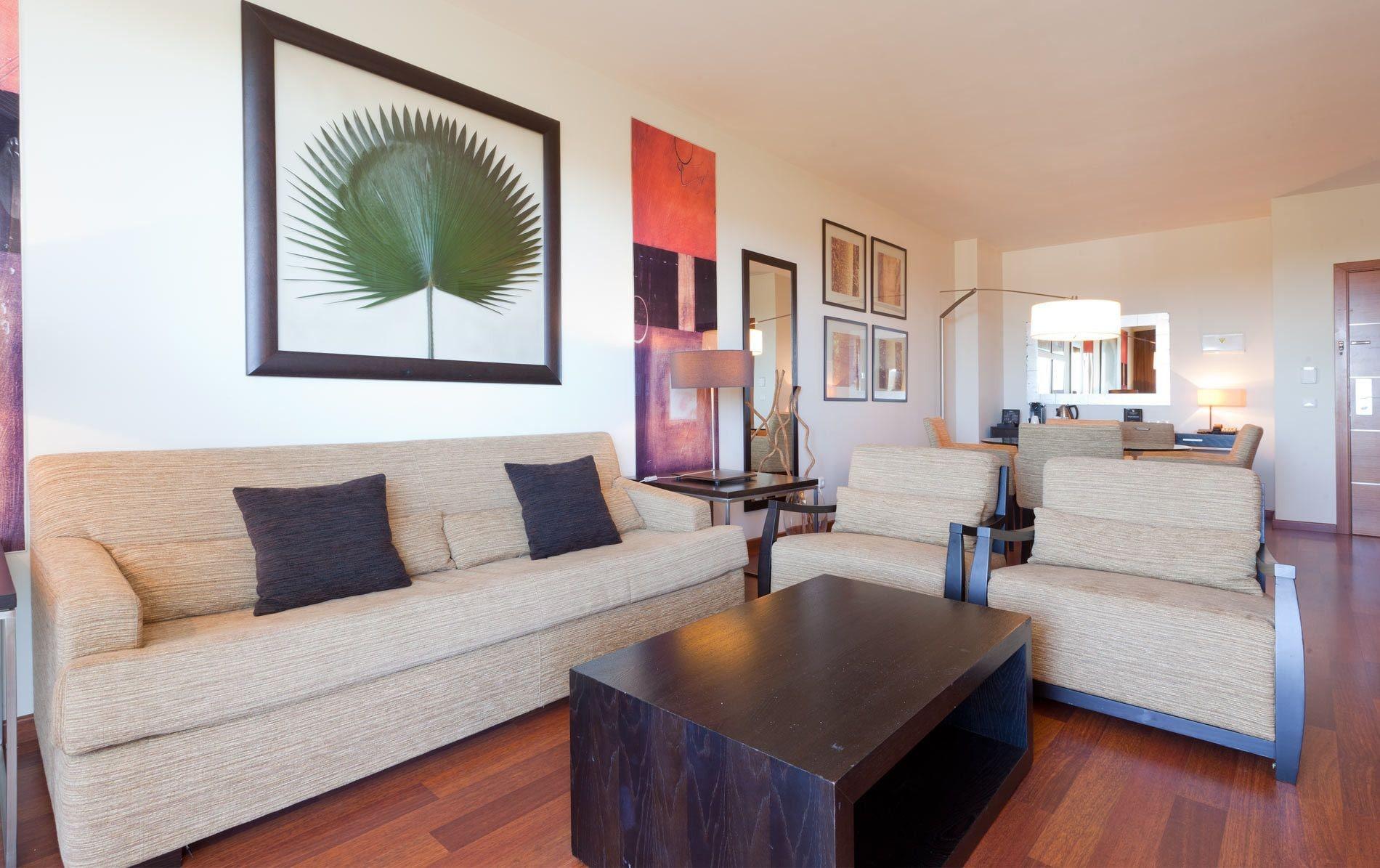 Senator Banus Spa Hotel Estepona Esterno foto A living room